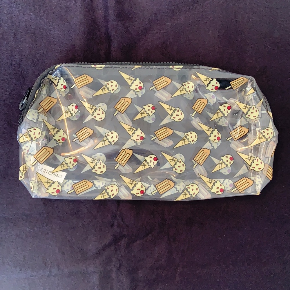 Swim Suit Top and pouch - Picture 10 of 11